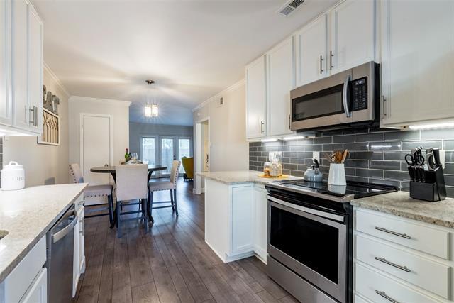 Building Photo - 7707 Meadow Park Dr
