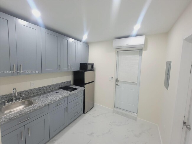 Foto del edificio - 14300 SW 161st Pl