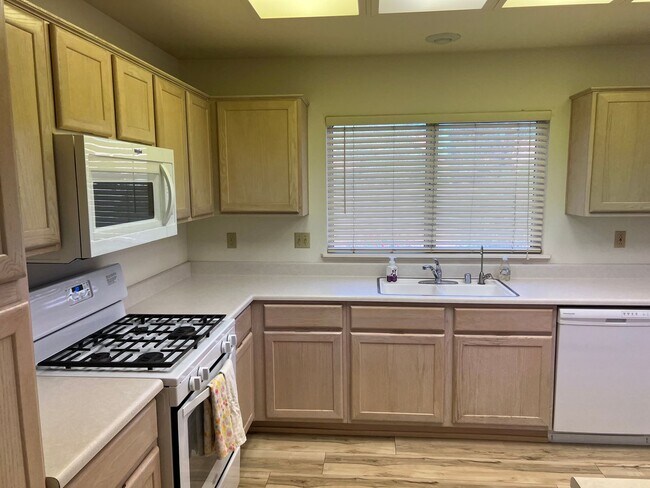 Foto del edificio - 2516 Sunup Dr