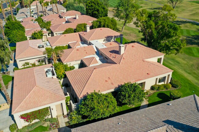 Foto del edificio - 54458 Oak-Tree