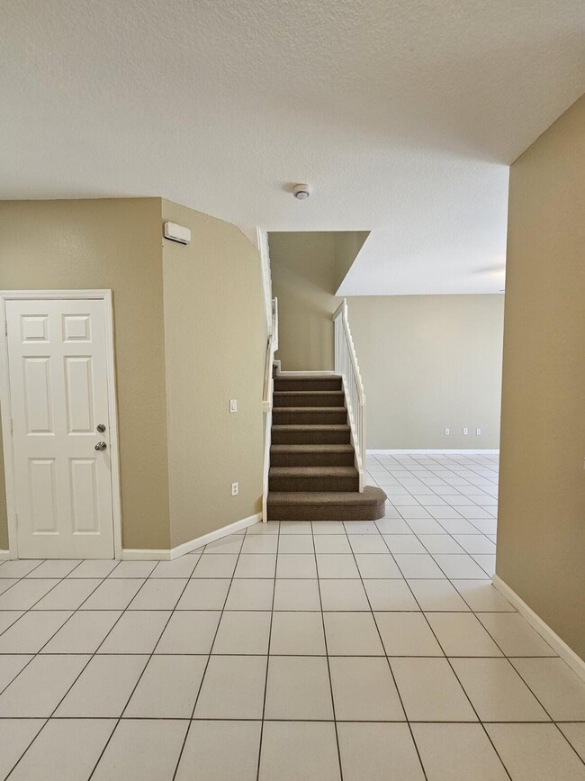 Foto del edificio - 963 Abaco Ln