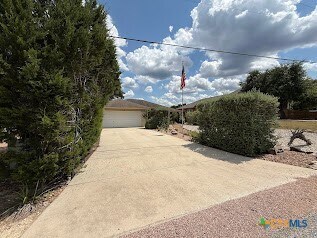 Foto del edificio - 1608 Lakeview Dr