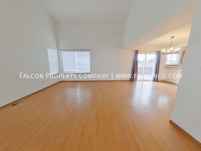 Building Photo - 6335 Cording Ct