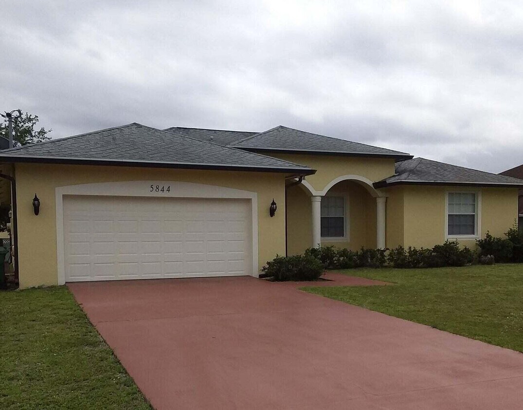 5844 NW Hann Dr, Port Saint Lucie, FL 34986 House for Rent in Port