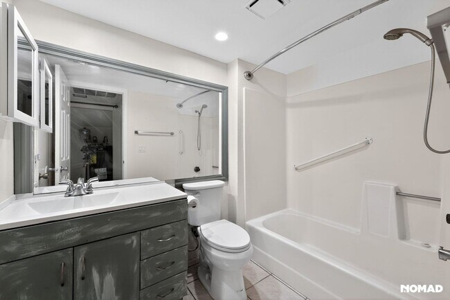 Foto del edificio - 1432 W Emerald Ave