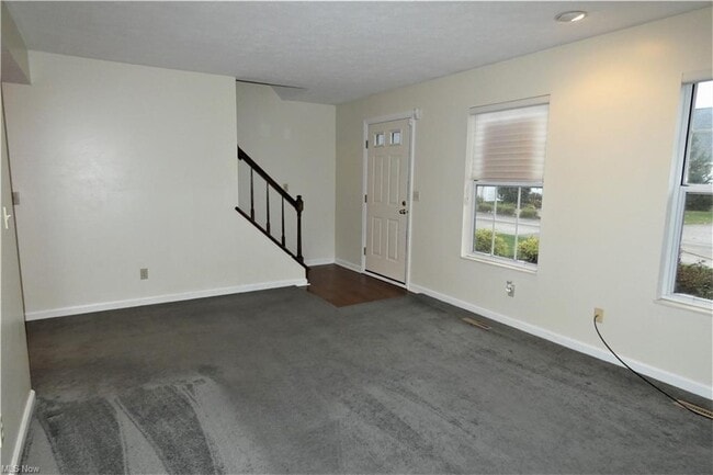 Building Photo - 10281 Orchard Hill Ln