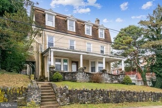 Building Photo - 159 Josephine Ave