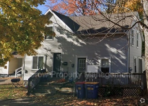 Building Photo - 1009 Quarry Ave NW