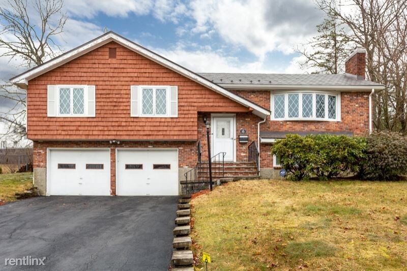 Foto principal - 4 br, 2.5 bath House - 16 Sunset Drive