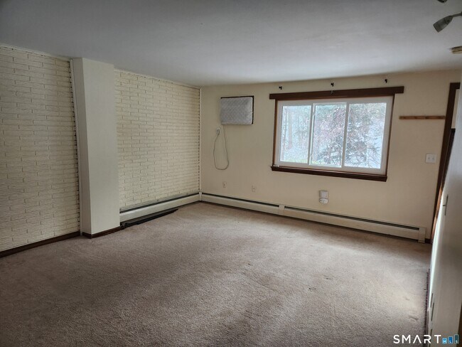 Foto del edificio - 83 Churchill Way