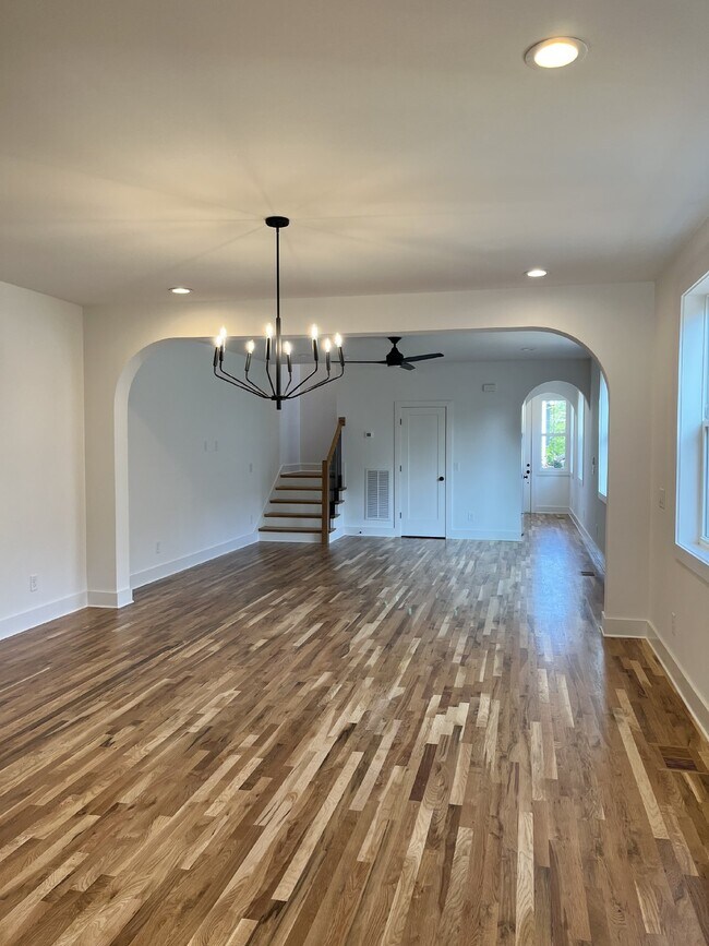 Foto del edificio - "Charming 4-Bed Nashville Oasis with Guest...