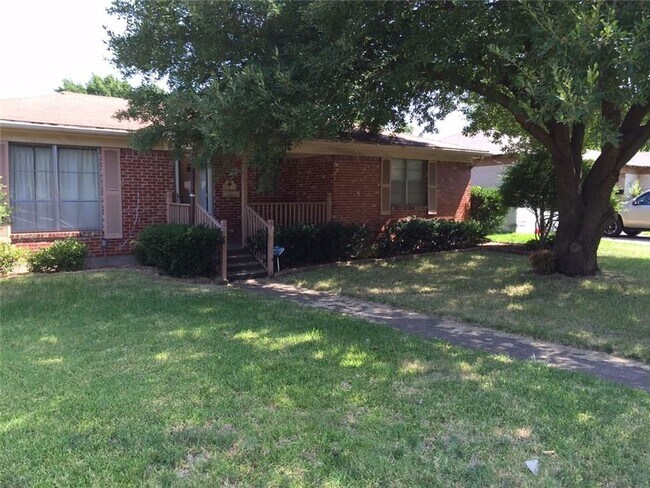 Foto del edificio - 10107 Muskogee Dr