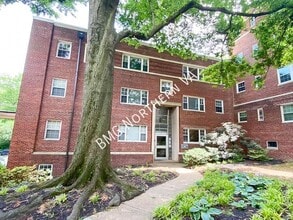 Building Photo - 1307 N Ode St