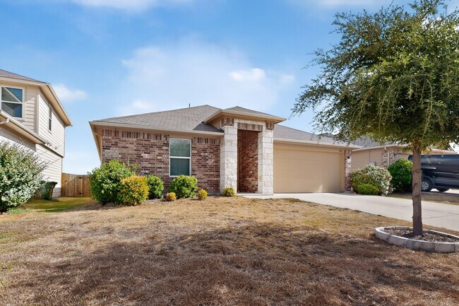 Building Photo - 402 Pentire Way