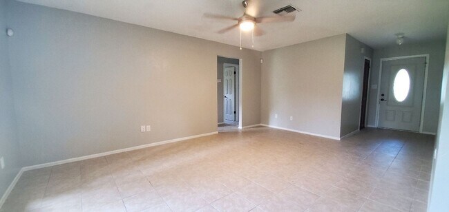 Foto del edificio - 2-Bedroom, 2-Bathroom Home, Orlando/Waterford/UCF Great Location!!