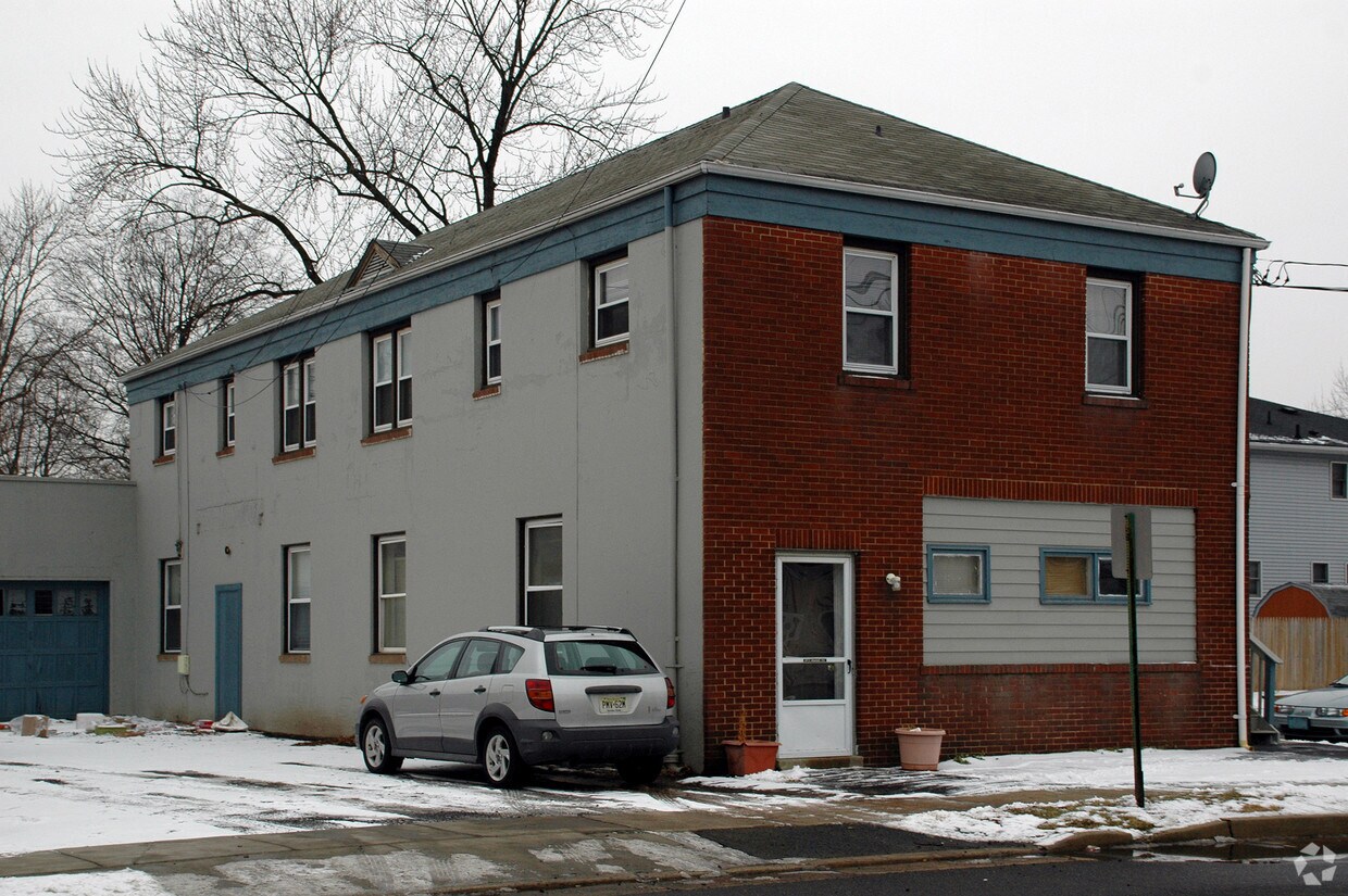 Foto del edificio - 501 Mountain Ave