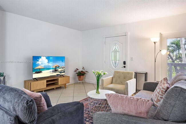 Foto del edificio - 400 SE 31st St