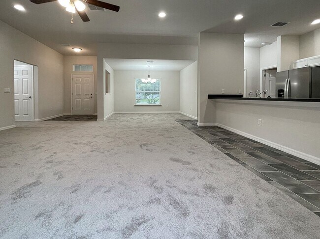 Foto del edificio - 13585 SW 40th Cir