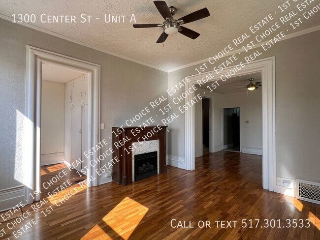 Building Photo - Charming 2-BDR 1-BTH Duplex in Old Town - ...
