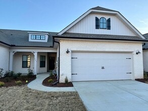 Building Photo - 467 Raleigh Elm Dr