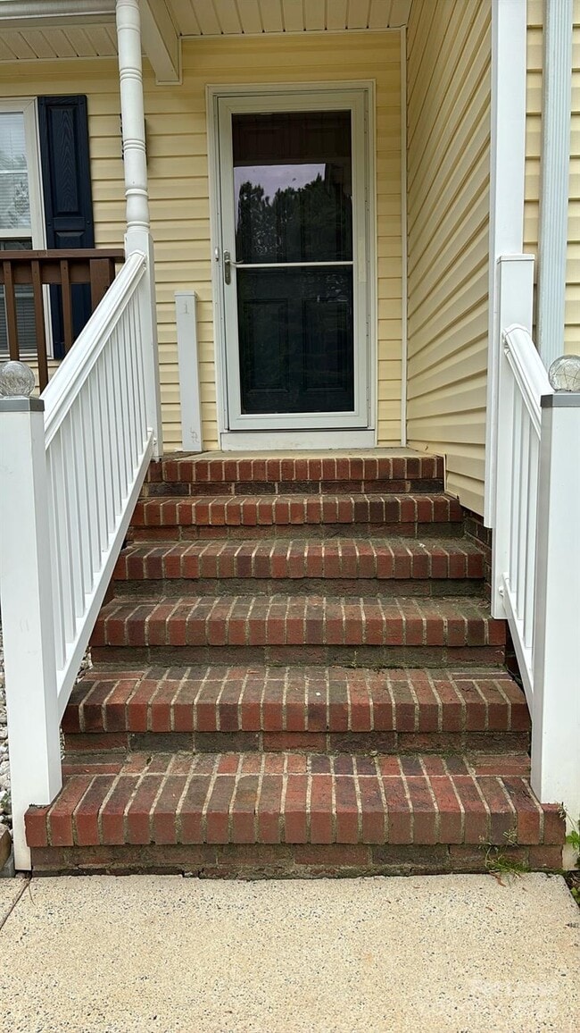 Foto del edificio - 3413 Mooring Pl