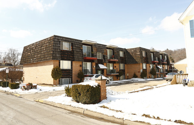 Building Photo - Jefferson Trace Apartments