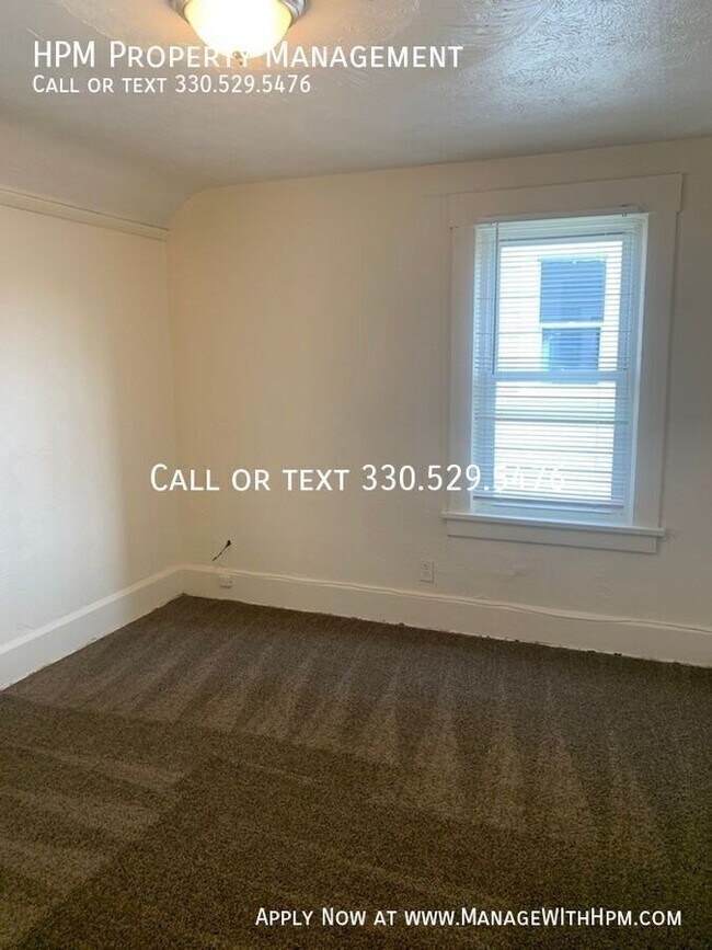 Foto del edificio - 2724 Daleford Ave NE