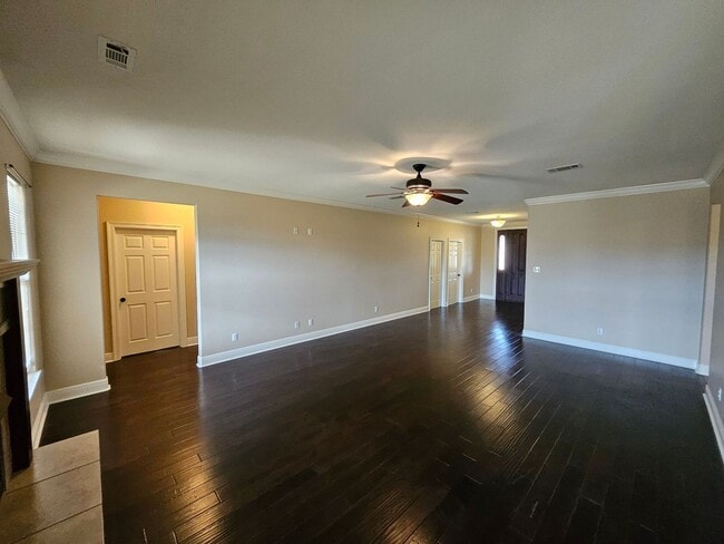 Building Photo - 149 J-Bar Run