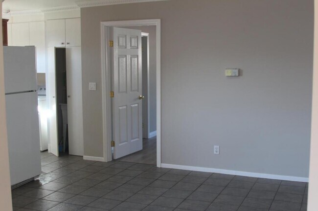 Building Photo - 3788 Oakdale St