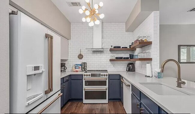 Building Photo - 1321 Canyon Creek Cir