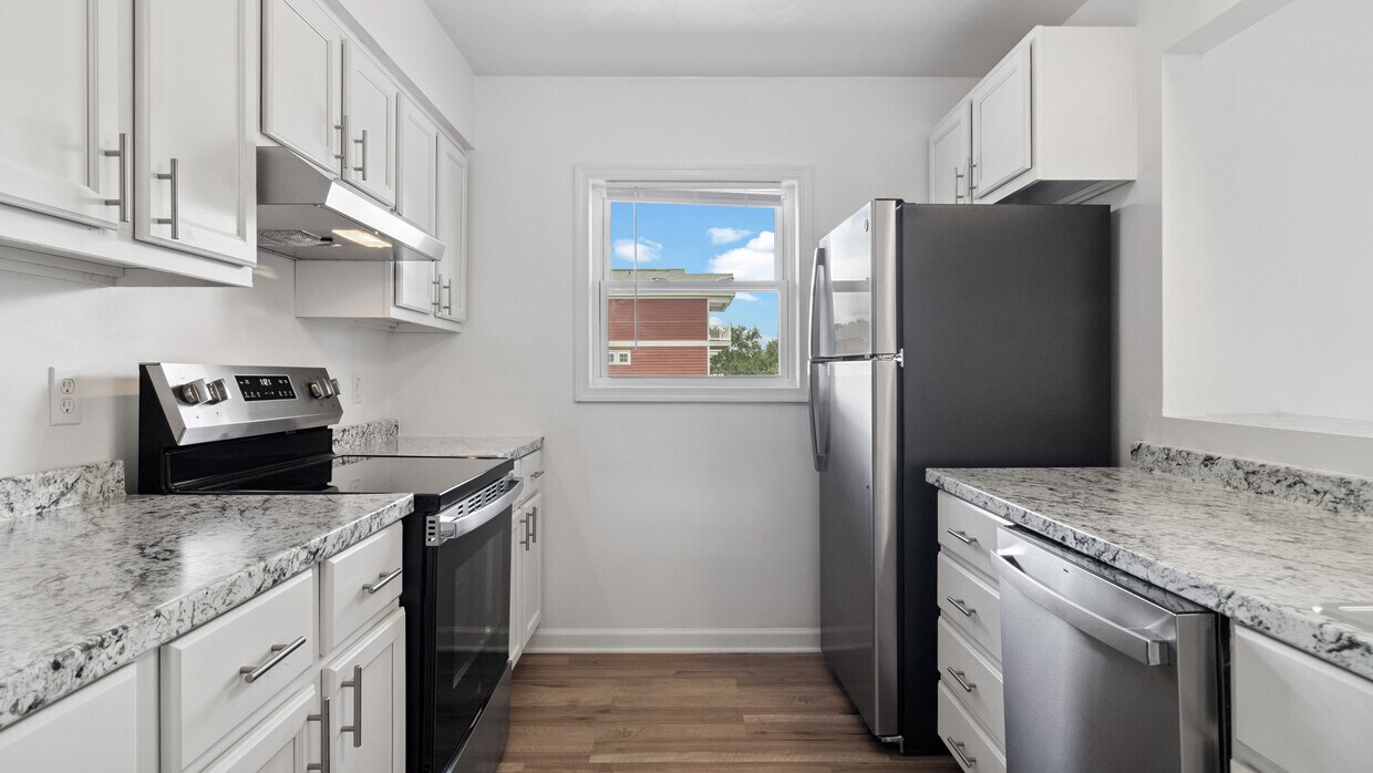 Foto principal - 9527 3rd Bay St