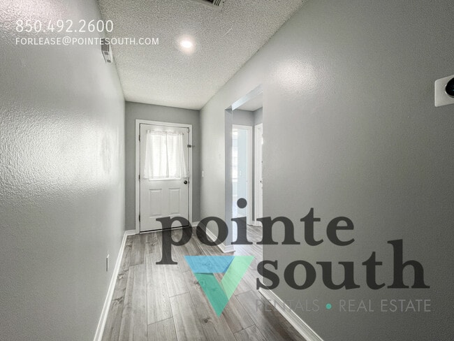 Building Photo - 209 Staysail St