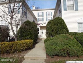 Building Photo - 1079 Roseberry Ct