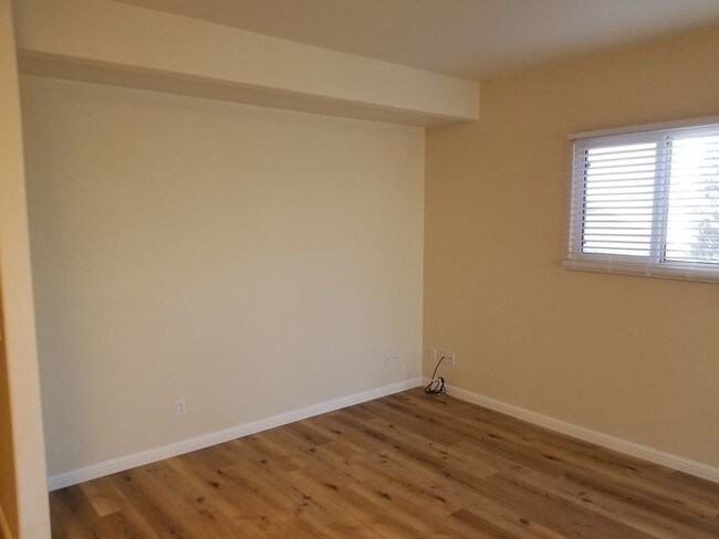 Building Photo - 1051 Morro Ave