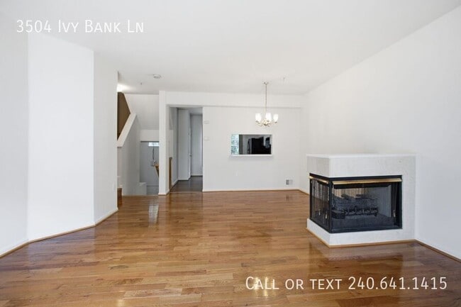 Building Photo - 3504 Ivy Bank Pl
