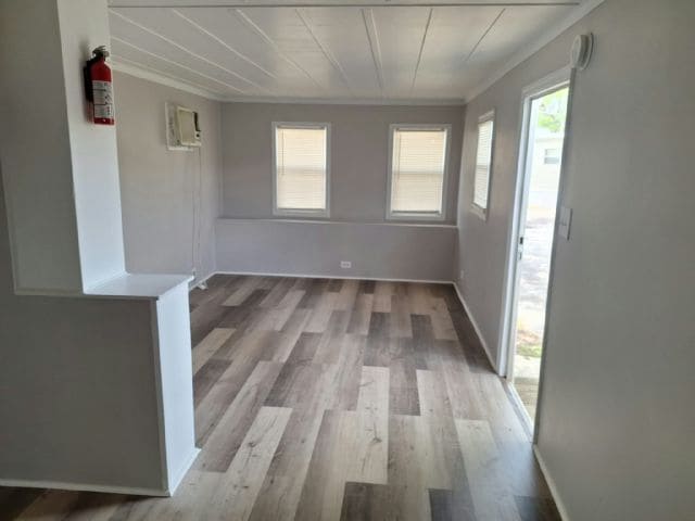 Foto del edificio - 4943 E Hillsborough Ave