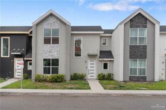 Building Photo - 20 West Dr