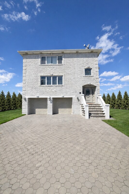 Building Photo - 33 Willow Wood Ct