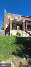 Building Photo - 458 Oakwood St SE