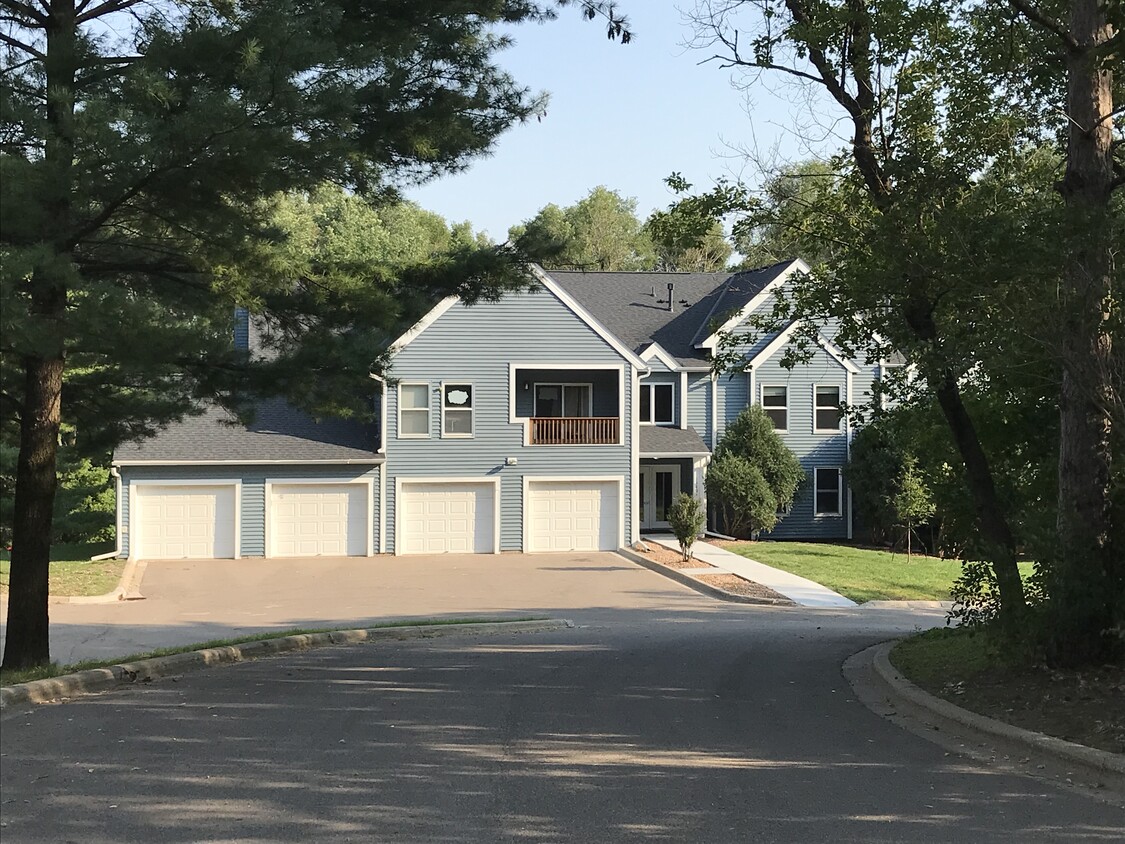 Primary Photo - 1389 Berry Ridge Rd