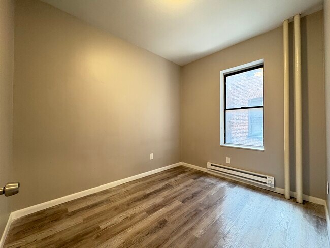 6 Bergen Ave 13 - 12 Bergen Ave