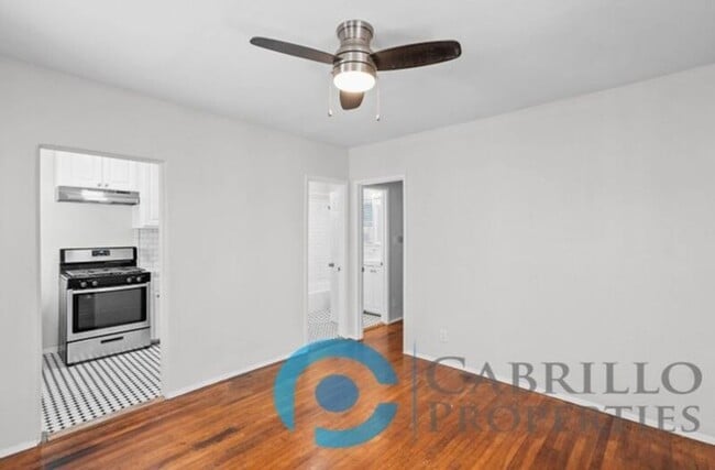 Building Photo - 3004 Quince St