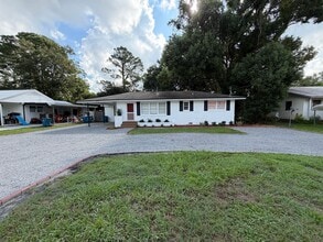 Building Photo - 2920 Mimosa Rd