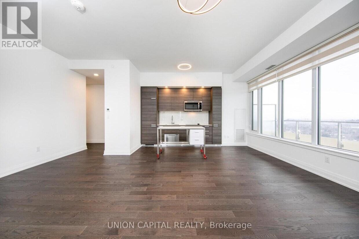 Primary Photo - 75-PH275 Canterbury Pl