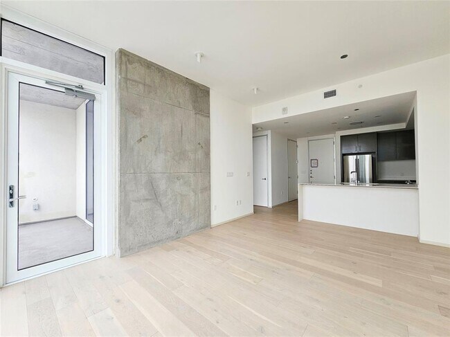 Foto del edificio - 301 West Ave