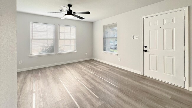 Building Photo - 20917 Patriot Park Ln