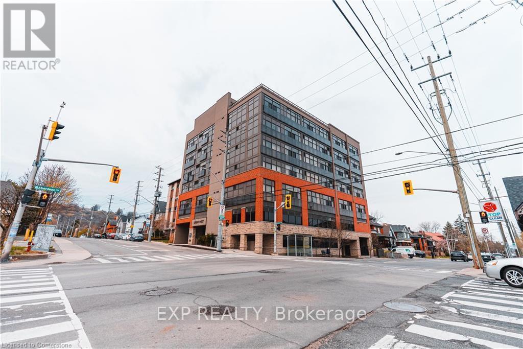 Photo principale - 427-427 Aberdeen Ave