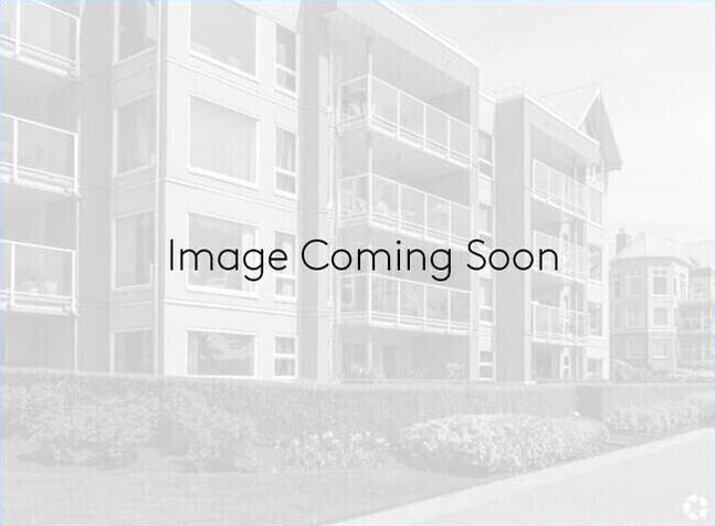 Foto principal - 9016 Carlton Hills Blvd
