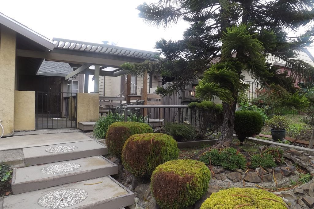 Primary Photo - Nice 3 bedroom 2 bathroom Home