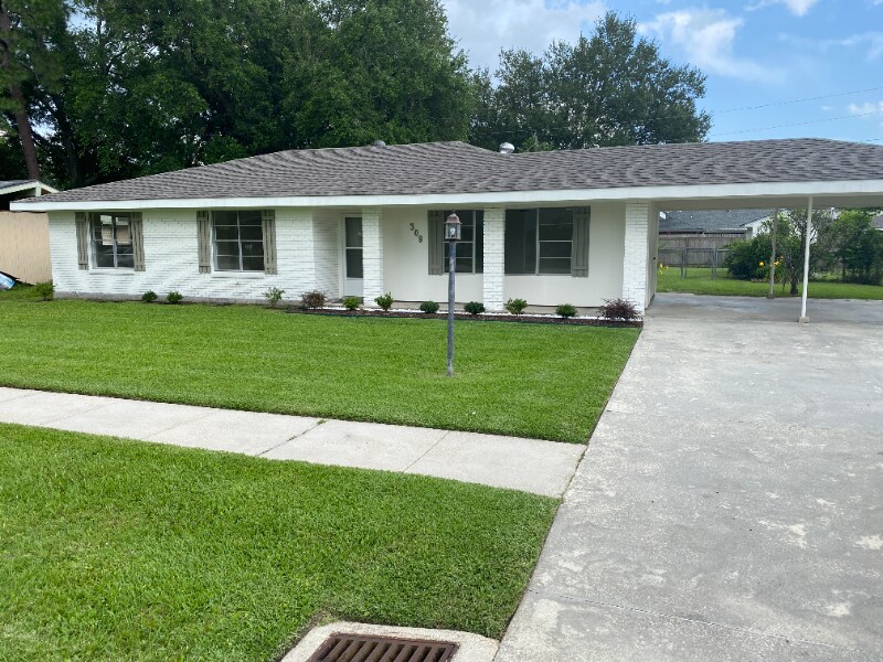 Foto principal - 309 S Wakefield Dr